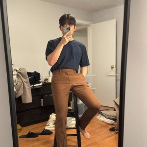 Banana Republic / Brown Pants / Tailored Fit / Never Worn / W29 L30